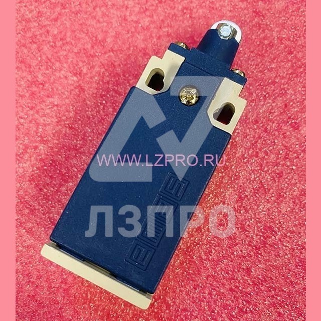 Концевой выключатель с продольным роликом L5K25MUM331 Emas