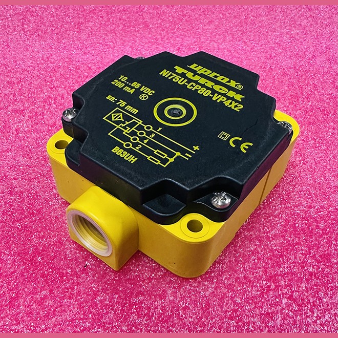 Датчик индуктивный Ni75U-CP80-VP4X2 Turck 1540800